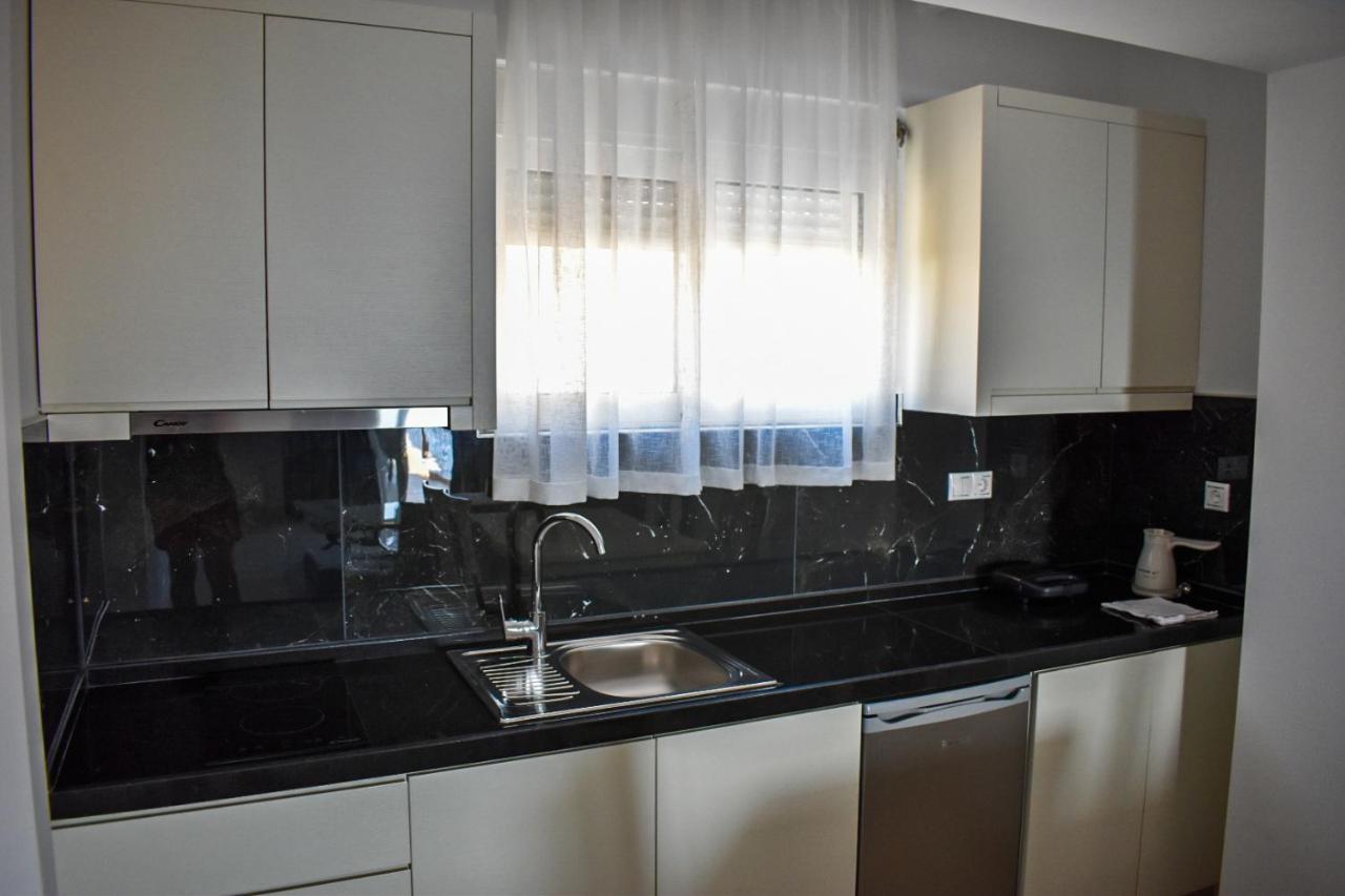 Paradise Apartment Sarandë Exterior foto